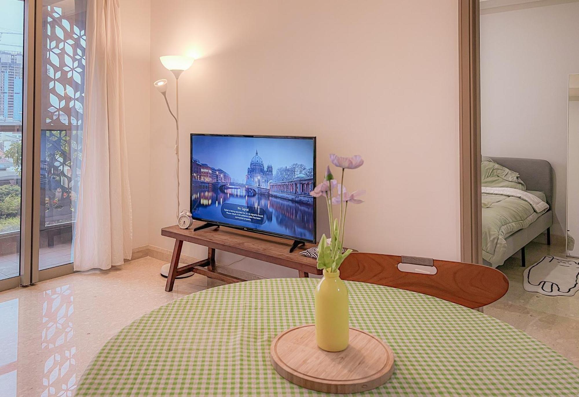Gold Coast Pik Apartments By Host Jess 雅加达 外观 照片