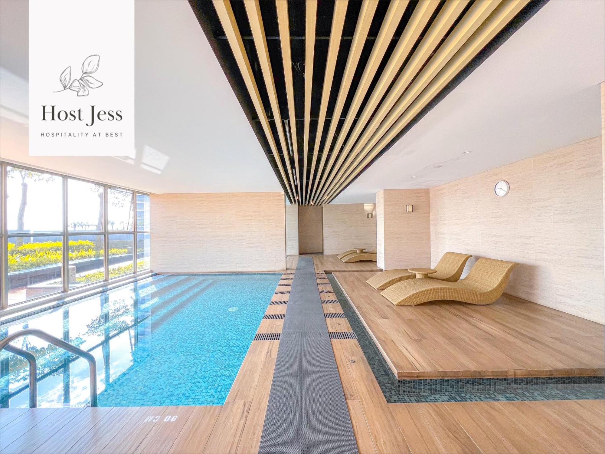 Gold Coast Pik Apartments By Host Jess 雅加达 外观 照片