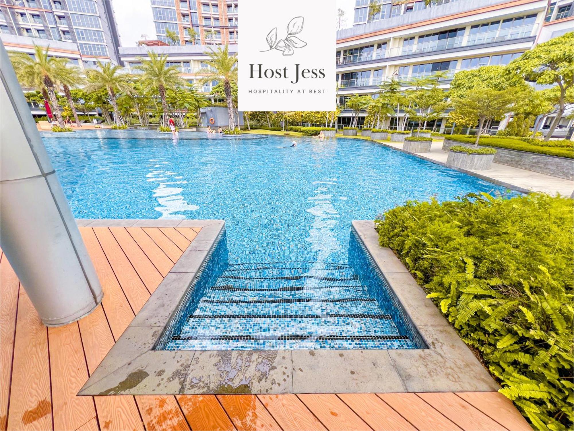 Gold Coast Pik Apartments By Host Jess 雅加达 外观 照片